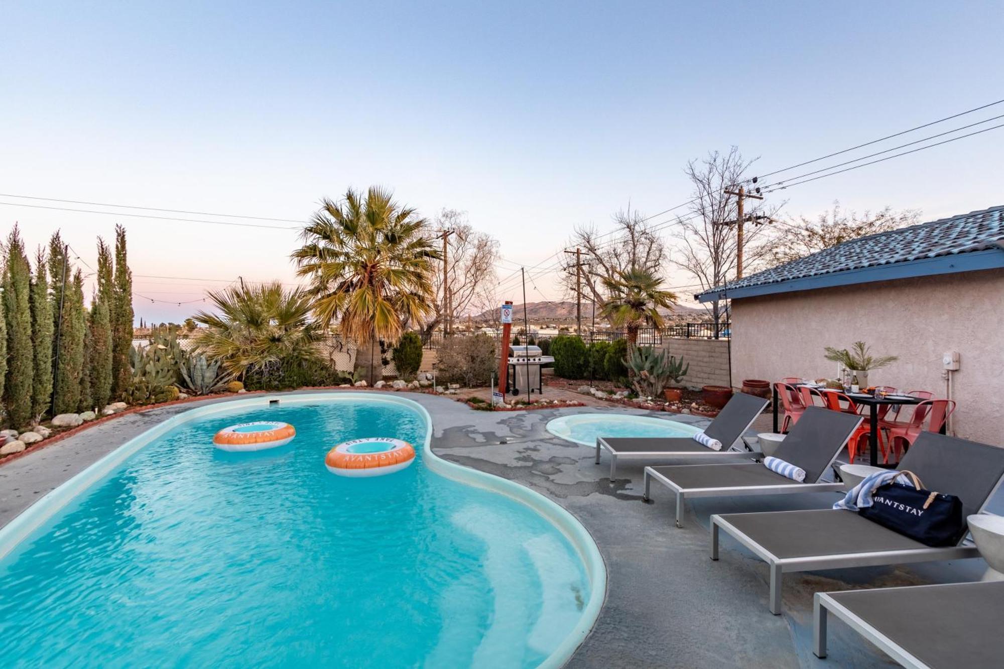 Archie By Avantstay Desert Retreat W Courtyard Edge Of Joshua Tree ยุคคาแวลลีย์ ภายนอก รูปภาพ