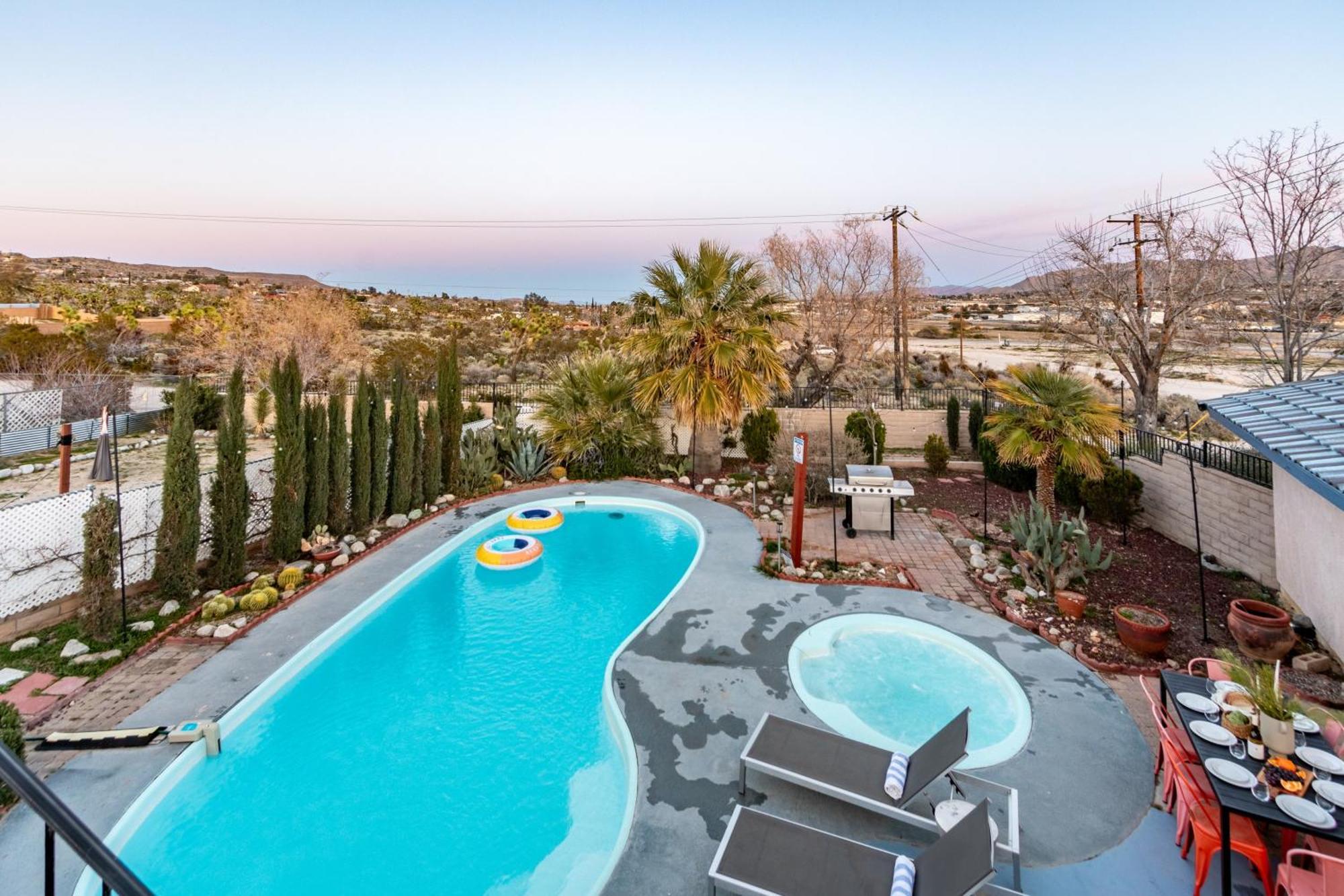 Archie By Avantstay Desert Retreat W Courtyard Edge Of Joshua Tree ยุคคาแวลลีย์ ภายนอก รูปภาพ
